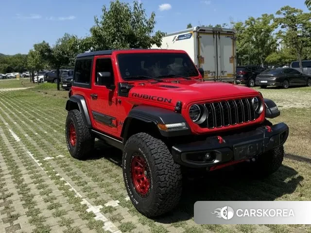 Jeep Wrangler (JL) 2019 Красный из Кореи