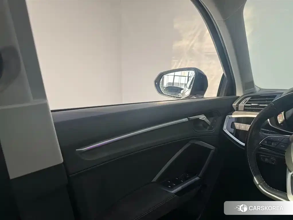 Audi Q3 Sportback 2023 Белый из Китая