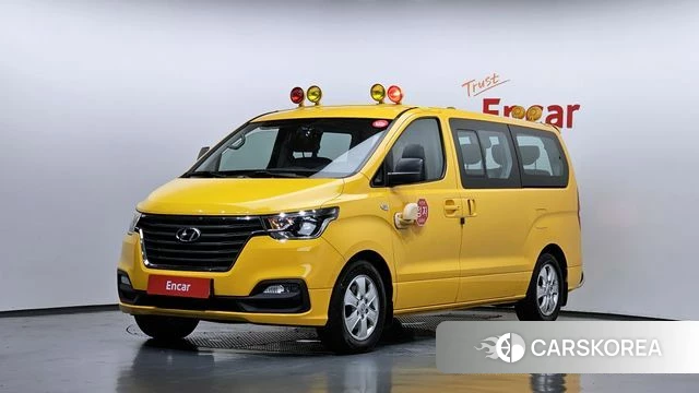 Hyundai The New Grand Starex 2019 Желтый из Кореи