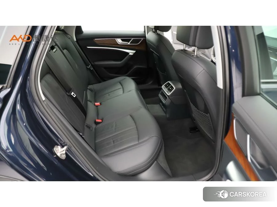 Audi A6 (import) 2021 Синий из Китая