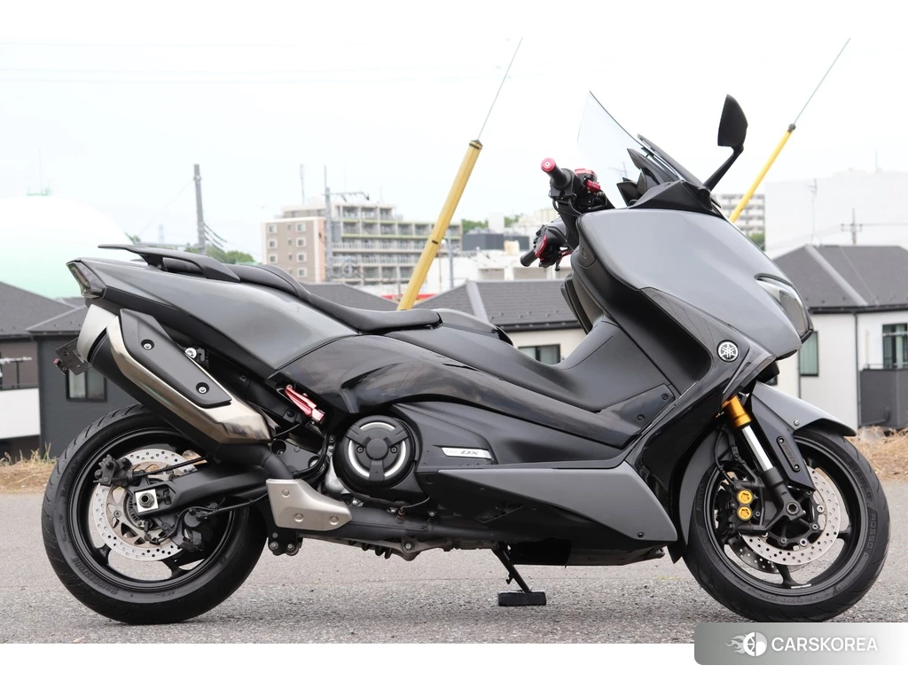 Проданный Yamaha T-MAX 530 DX 2018 из Японии
