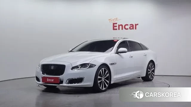 Jaguar All New XJ 2019 Белый из Кореи