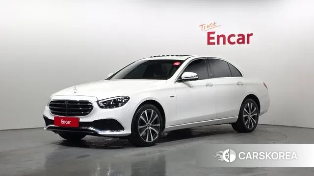 Mercedes-Benz E-Class W213 2020 Белый из Кореи
