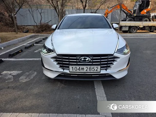 Hyundai Sonata Hybrid (DN8) 2021 Жемчужный цвет из Кореи