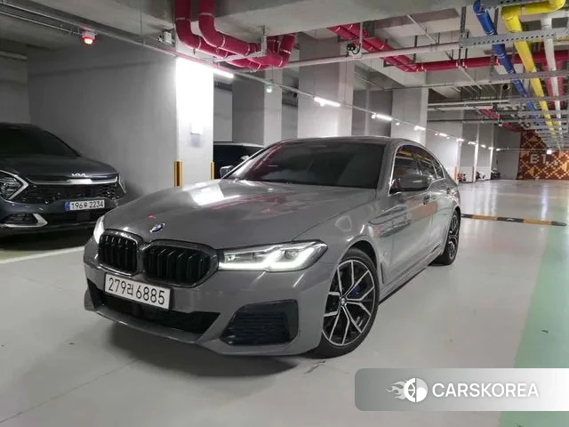 BMW 5 Series (G30) 2021 Серый из Кореи