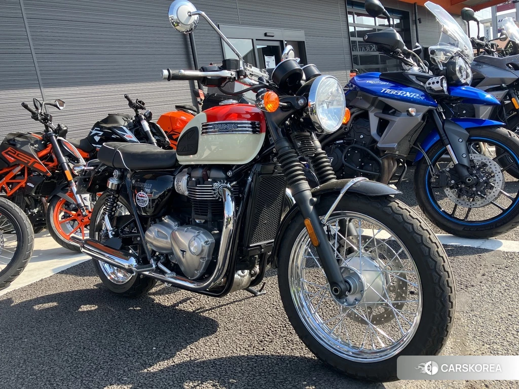 Проданный Triumph BONNEVILLE T100 2018 из Японии