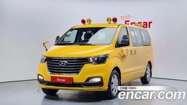 Hyundai The New Grand Starex 2019 Желтый из Кореи