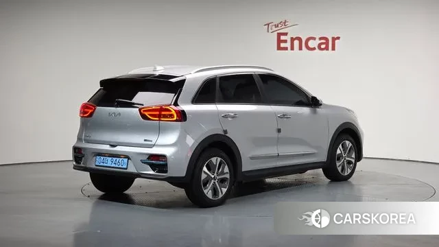 Kia Niro EV 2021 Серебристо-серый из Кореи