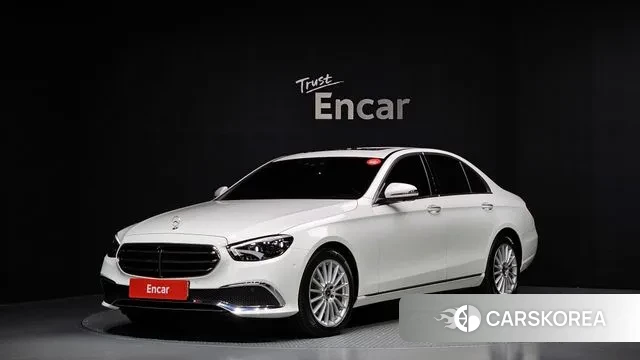 Mercedes-Benz E-Class W213 2023 Белый из Кореи