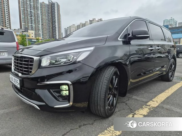 Kia The New Carnival 2018 Черный из Кореи