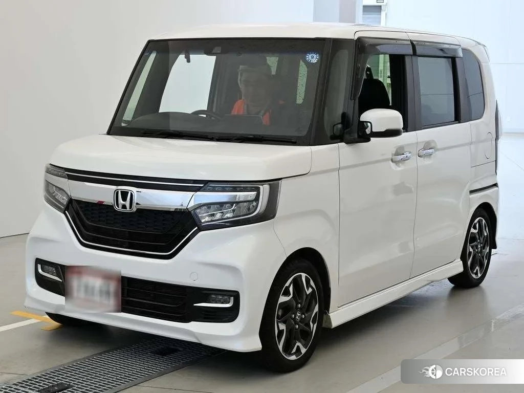 Honda N-Box 2019 из Японии