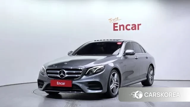 Mercedes-Benz E-Class W213 2018 Серый из Кореи