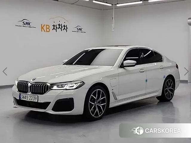 BMW 5 Series (G30) 2021 Белый из Кореи