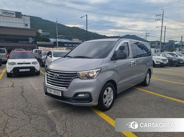 Hyundai The New Grand Starex 2018 Серый из Кореи