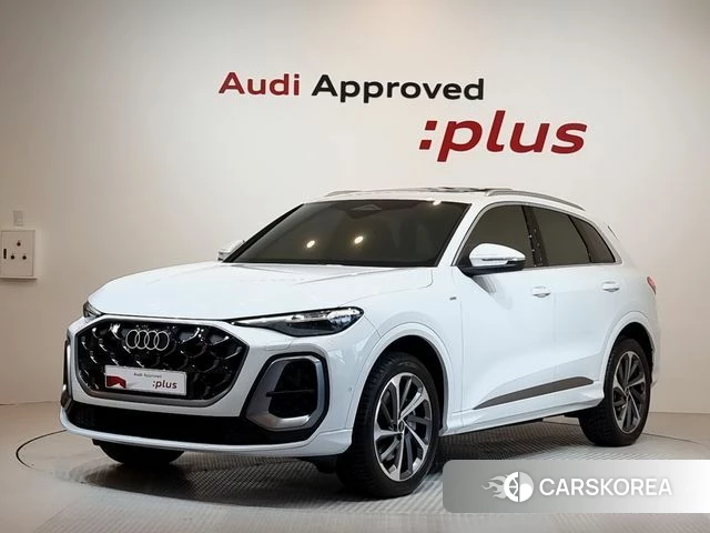 Audi Q5 (80A) 2025 Белый из Кореи