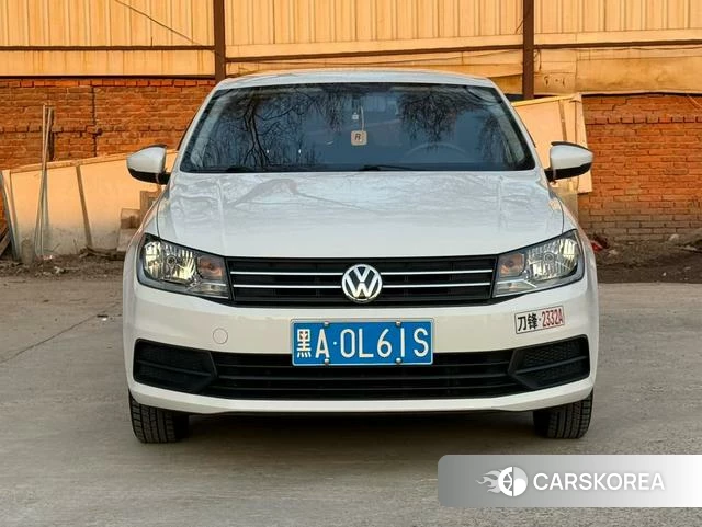 Volkswagen Santana 2022 Белый из Китая