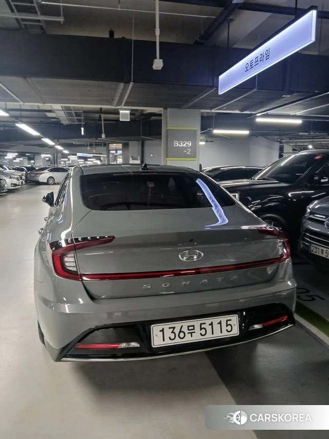 Hyundai Sonata (DN8) 2022 Серебристо-серый из Кореи