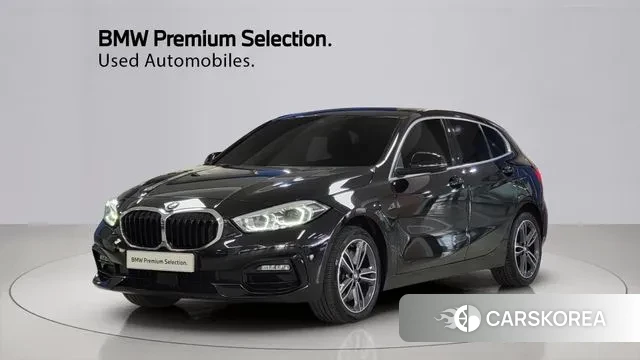 BMW 1 Series (F40) 2023 Черный из Кореи