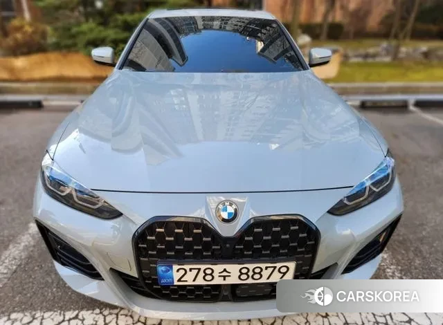 BMW 4 Series (G22) 2021 Серебристо-серый из Кореи