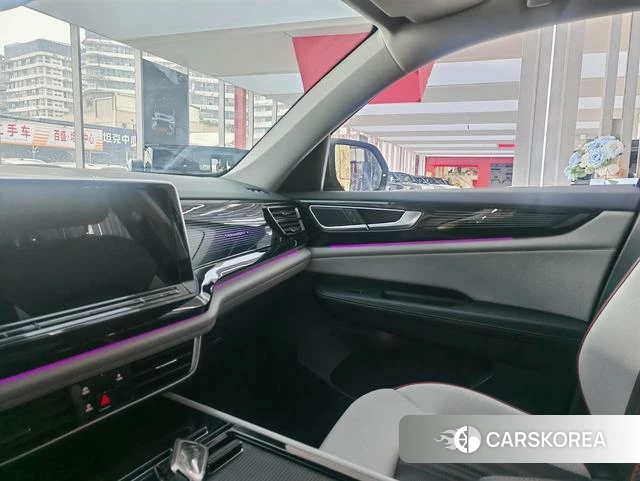 Volkswagen Tourang 2023 Черный из Китая