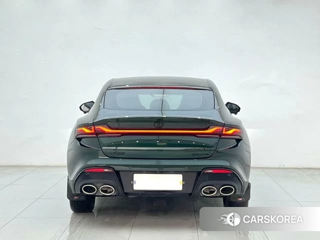 MG MG7 2023 Зеленый из Китая