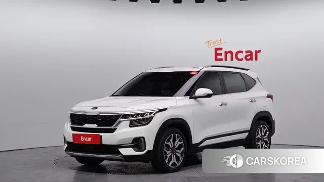 Kia Seltos 2021 Белый из Кореи