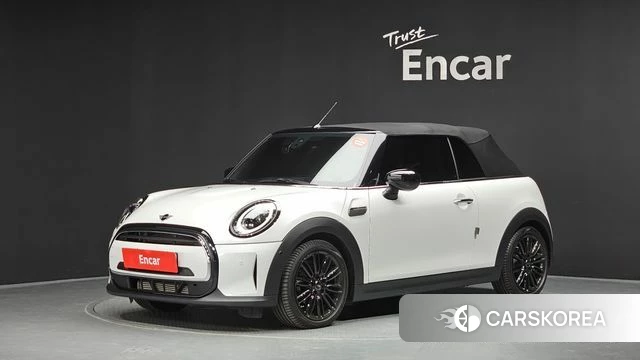 Mini Cooper Convertible 2024 Белый из Кореи