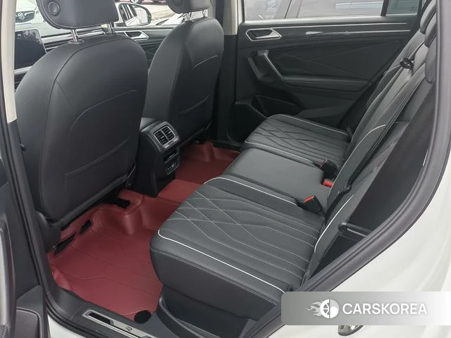 Volkswagen Tiguan L 2023 Белый из Китая