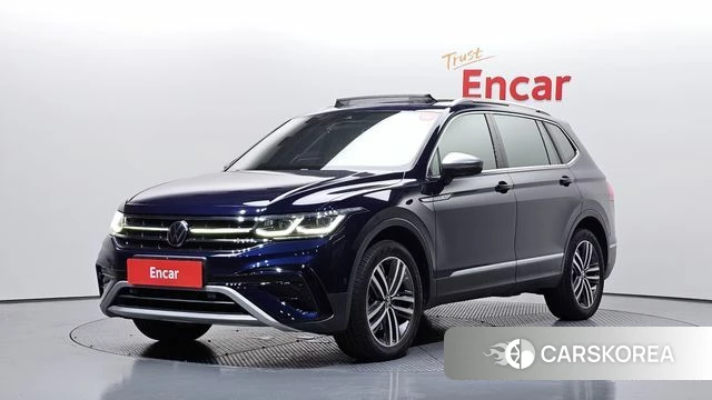 Volkswagen Tiguan Allspace 2023 Синий из Кореи
