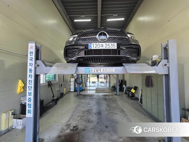 Mercedes-Benz C-Class W206 2025 Серый из Кореи