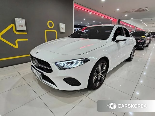 Mercedes-Benz A-Class W177 2024 Белый из Кореи