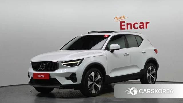 Volvo XC40 2022 Белый из Кореи