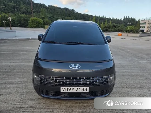 Hyundai Staria 2022 Серый из Кореи