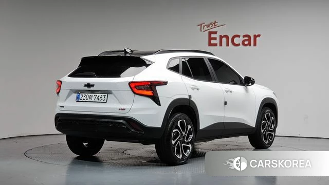 Chevrolet (GM Daewoo) Trax Crossover 2025 Белый из Кореи