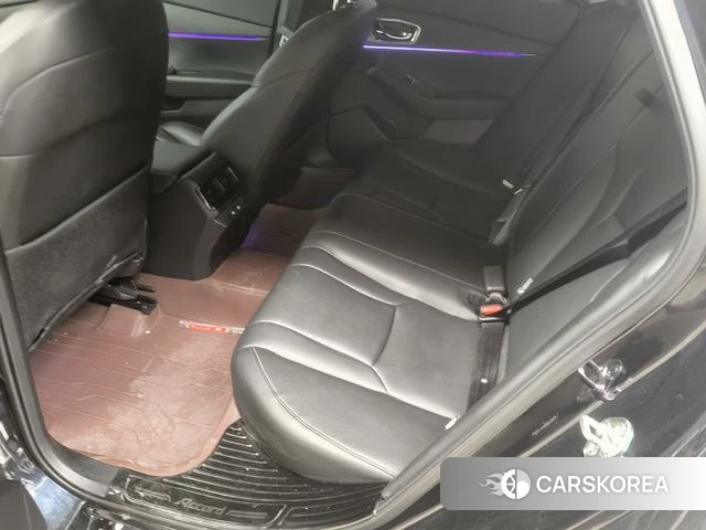 Honda Accord 2023 Серебристо-серый из Китая
