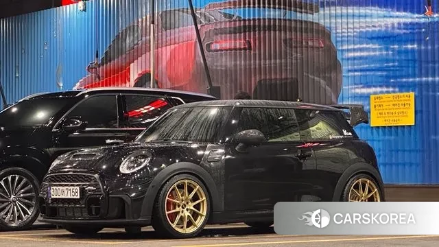 Mini Cooper S 2023 Черный из Кореи