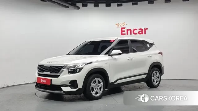 Kia Seltos 2022 Белый из Кореи