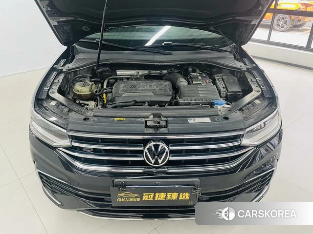 Volkswagen Tiguan L 2021 Черный из Китая