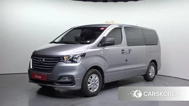 Hyundai The New Grand Starex 2021 Серебристо-серый из Кореи