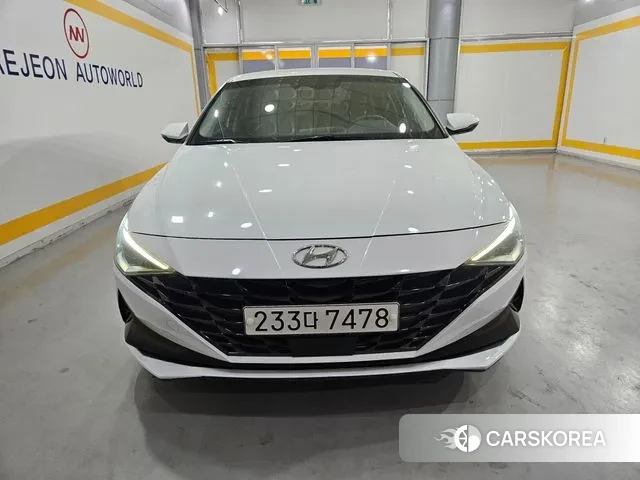 Hyundai Avante (CN7) 2021 Белый из Кореи