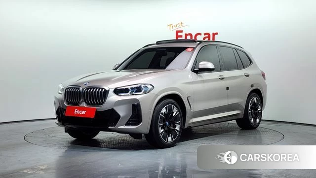 BMW iX3 2024 Серебристо-серый из Кореи