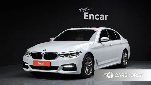 BMW 5 Series (G30) 2018 Белый из Кореи