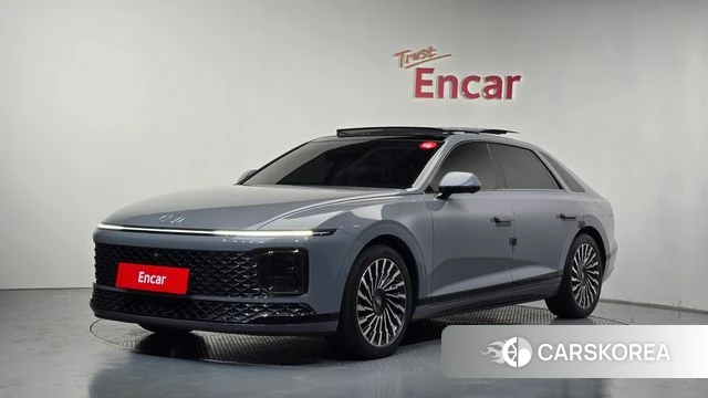Hyundai Grandeur (GN7) 2023 Серебристо-серый из Кореи