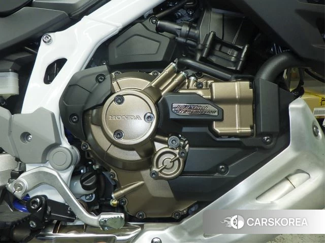 Engine photo