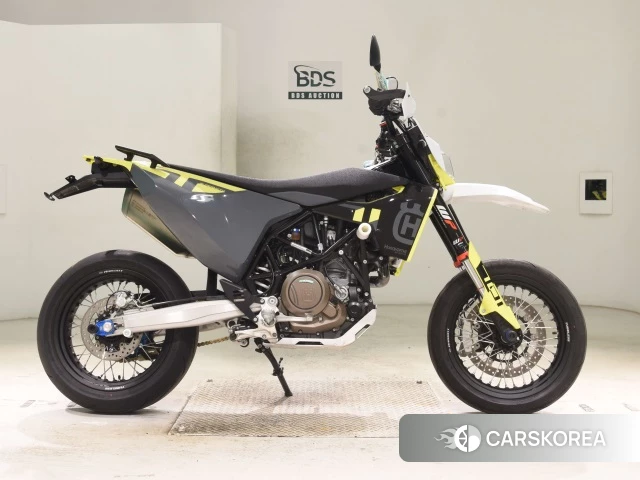 Husqvarna 701 SUPERMOTO 2023 из Японии, фото 4