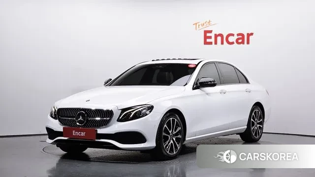 Mercedes-Benz E-Class W213 2020 Белый из Кореи