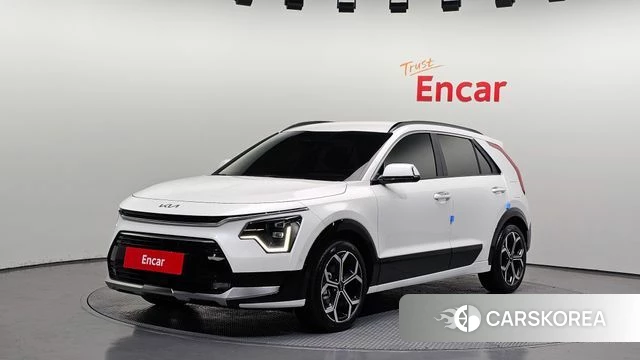 Kia Di Ol Nu Niro 2024 Белый из Кореи
