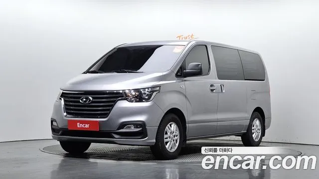 Hyundai The New Grand Starex 2019 Серебристо-серый из Кореи