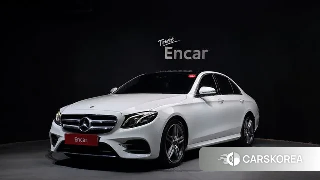 Mercedes-Benz E-Class W213 2018 Белый из Кореи