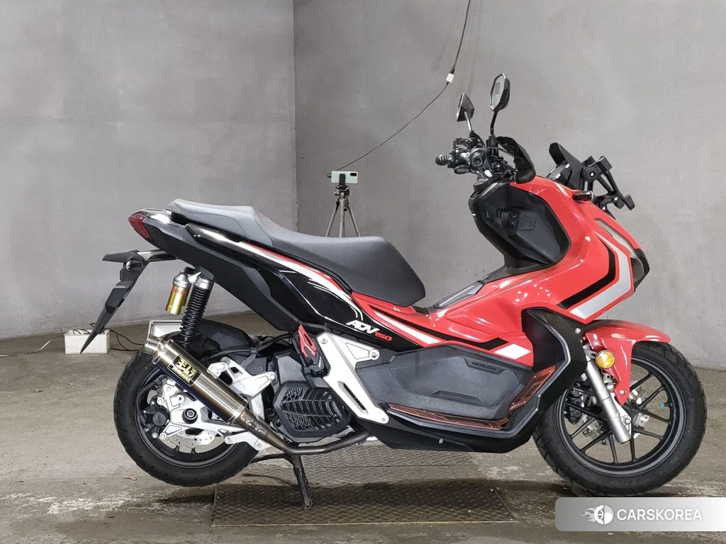 Проданный Honda ADV150 2019 из Японии, фото 2